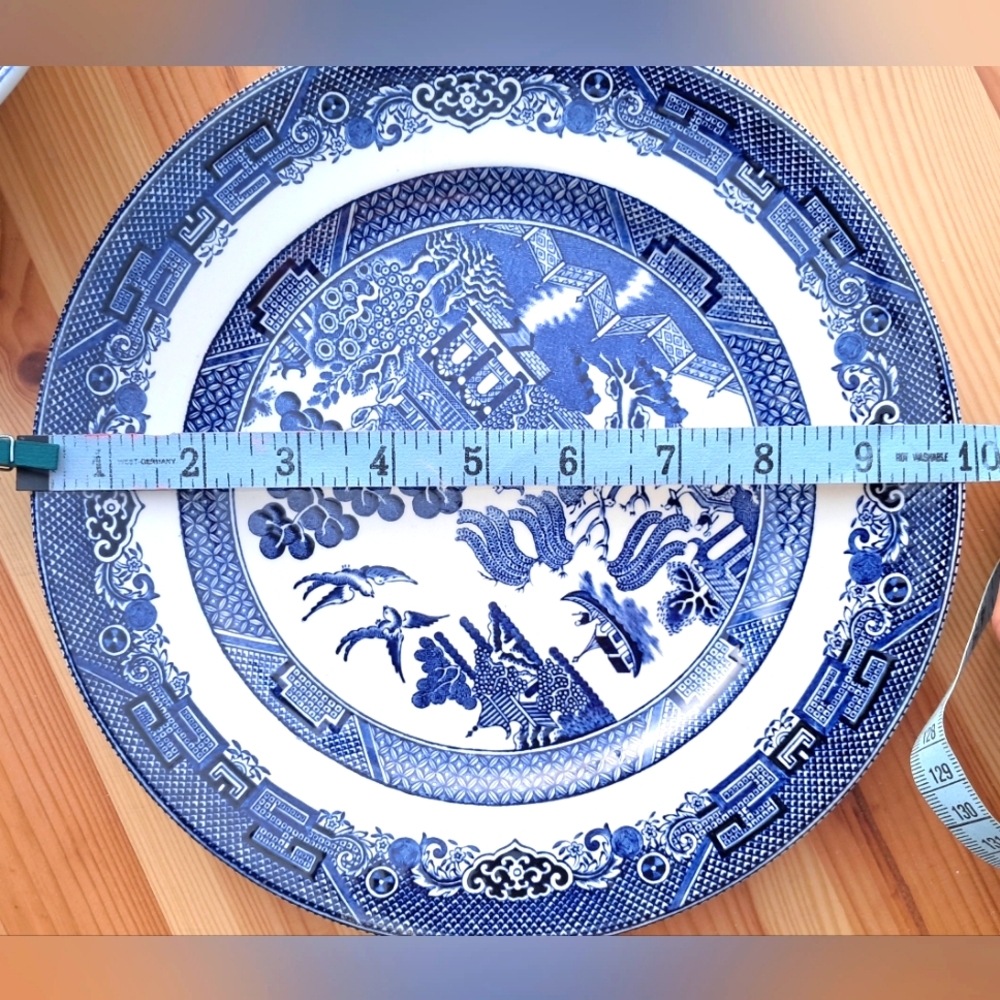 VINTAGE Johnson Bros Made In England Willow Blue Dinner Plates (1 Plate) - Picture 3 of 4